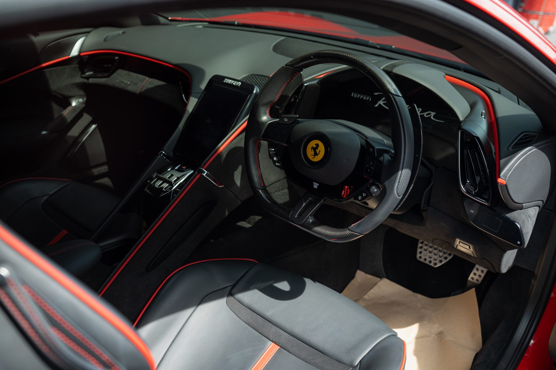 Ferrari Roma — Rosso Corsa (32)