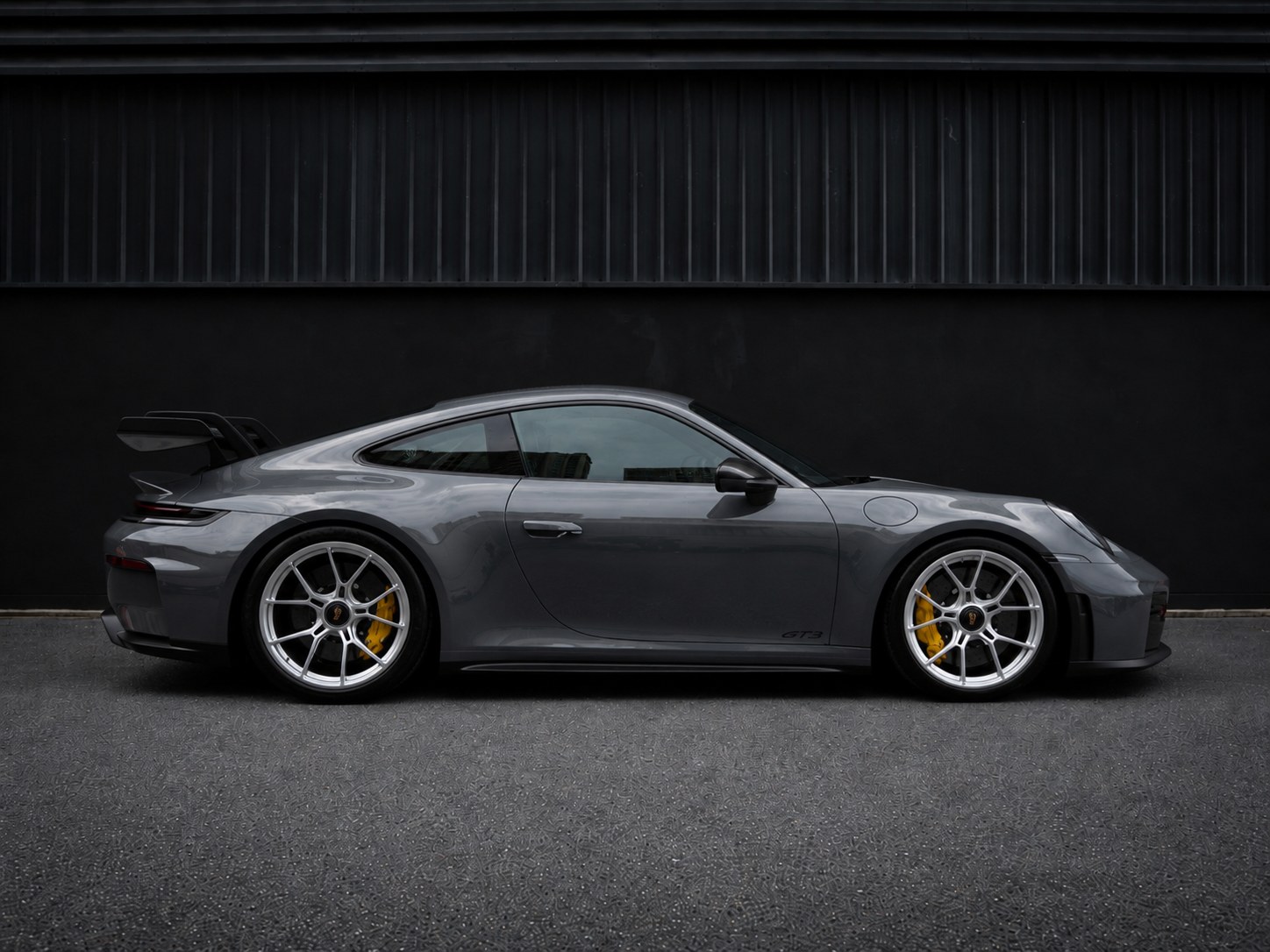 Porsche 911 GT3 (992) สี Slate Grey