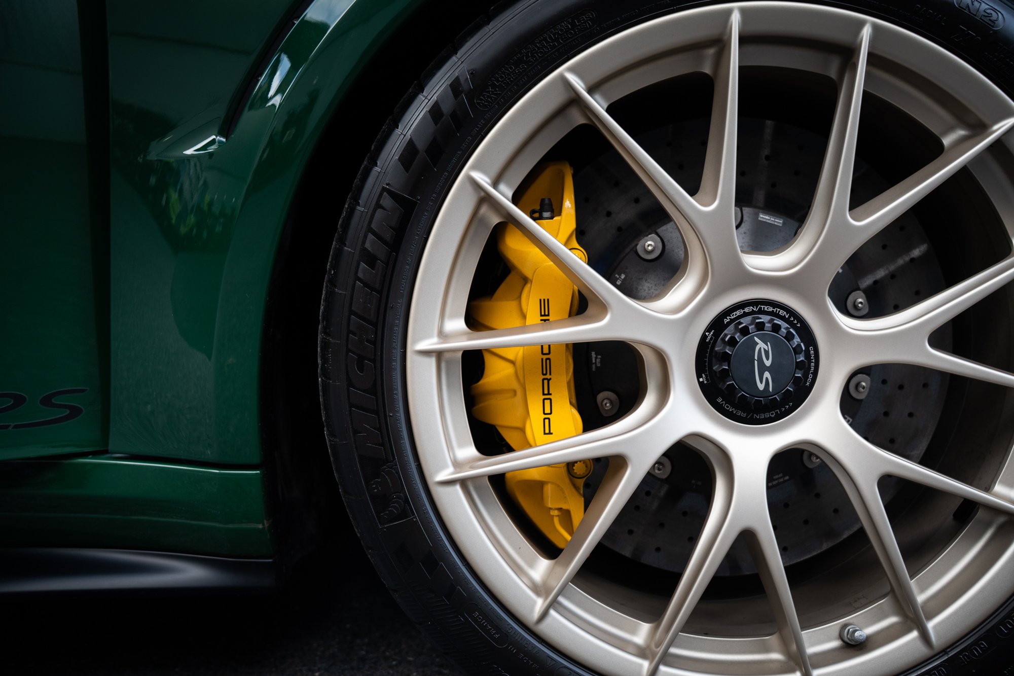 911 GT2 RS · ล้อ Weissach — แมกนีเซียมฟอร์จ
