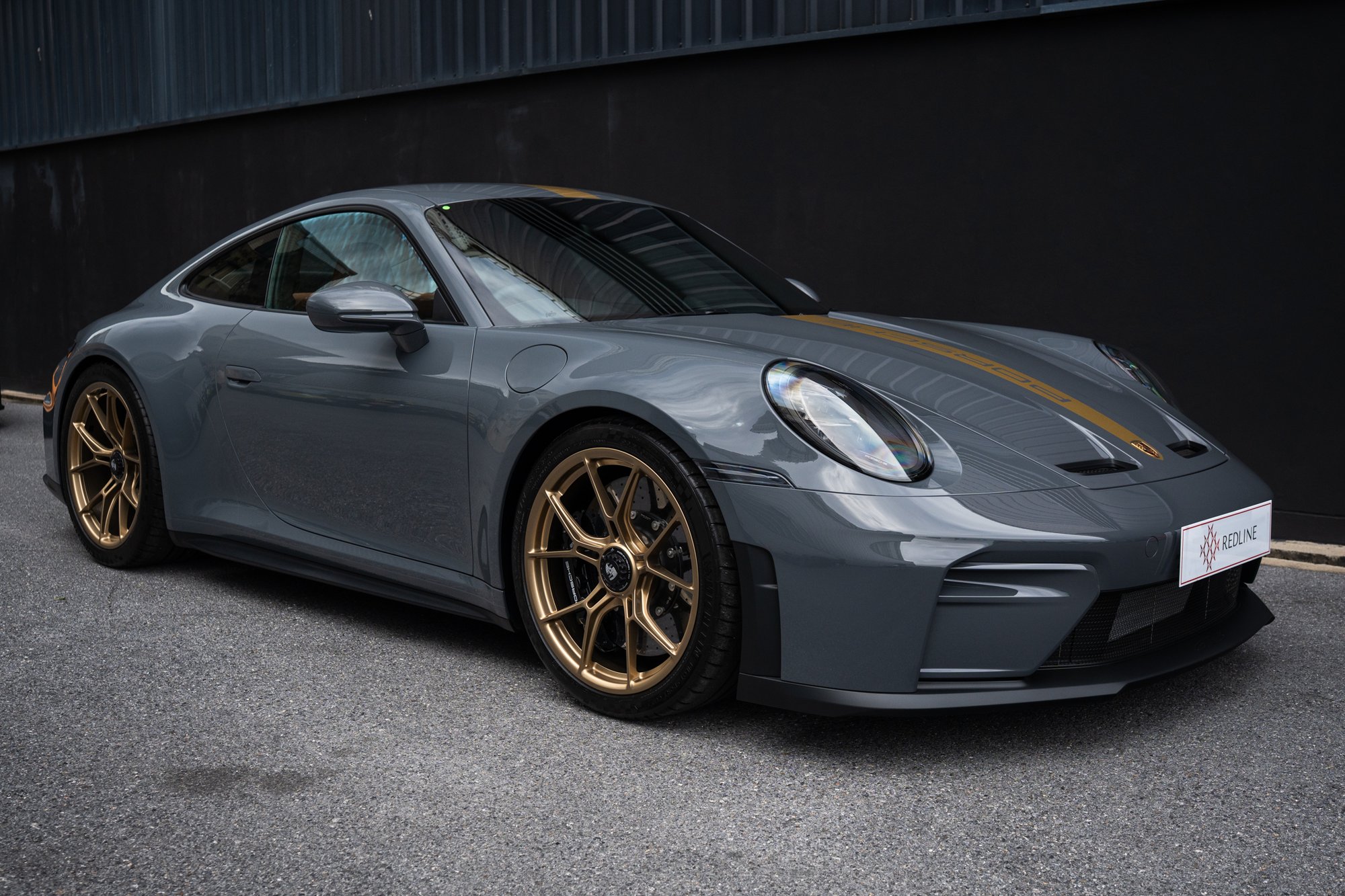 Porsche 911 GT3 Touring in Fjord Green