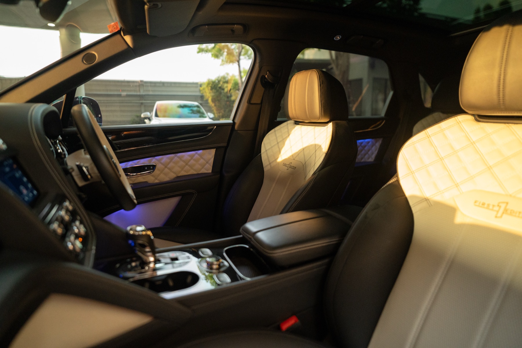 Rear cabin